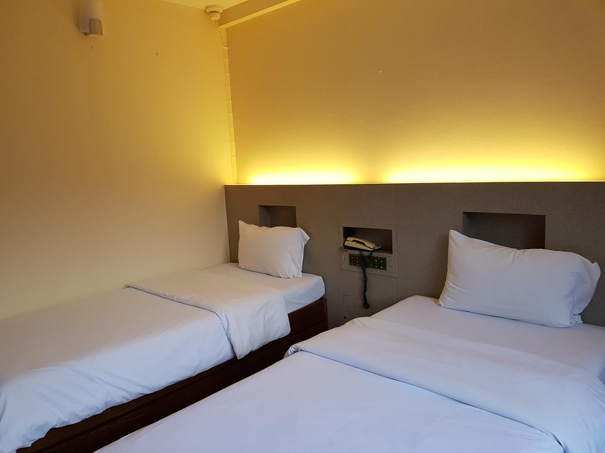 K.S.Pavilion Hotel Nakhon Ratchasima Extérieur photo